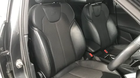 AUDI Q2 35 TFSI S Line S Tronic