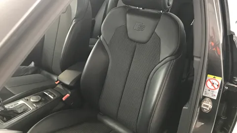 AUDI Q2 35 TFSI S Line S Tronic