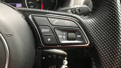 AUDI Q2 35 TFSI S Line S Tronic