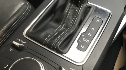 AUDI Q2 35 TFSI S Line S Tronic