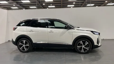 PEUGEOT 3008 1.6 Hybrid 225 GT e-EAT8