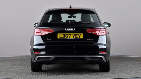 AUDI A3 1.4 TFSI e-tron S Tronic