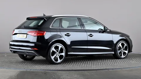 AUDI A3 1.4 TFSI e-tron S Tronic