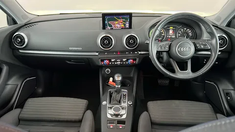 AUDI A3 1.4 TFSI e-tron S Tronic