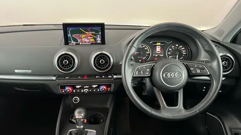 AUDI A3 1.4 TFSI e-tron S Tronic
