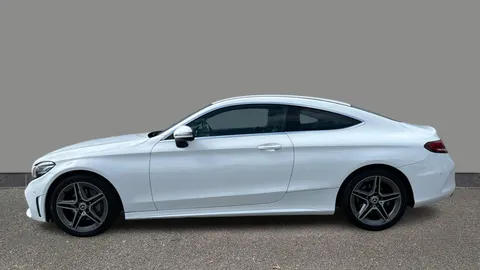 MERCEDES-BENZ C CLASS C200 AMG Line 9G-Tronic