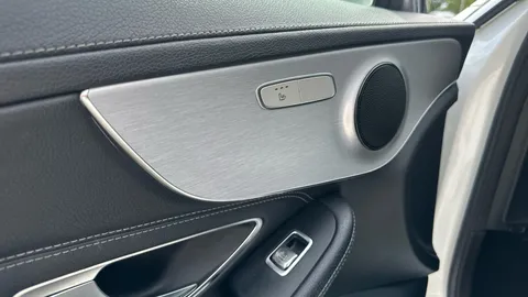 MERCEDES-BENZ C CLASS C200 AMG Line 9G-Tronic