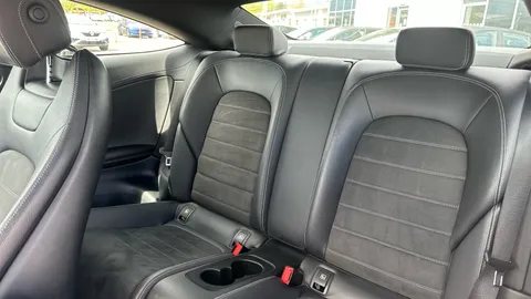 MERCEDES-BENZ C CLASS C200 AMG Line 9G-Tronic