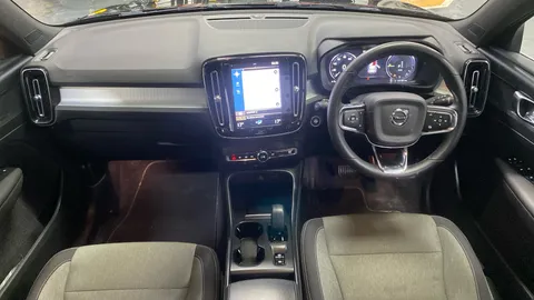 VOLVO XC40 1.5 T4 Recharge PHEV Core Bright Auto