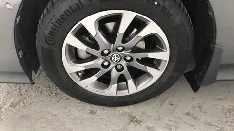 TOYOTA PRIUS 1.8 VVTi Plug-in Excel CVT