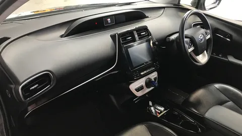 TOYOTA PRIUS 1.8 VVTi Plug-in Excel CVT