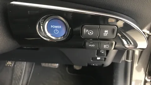 TOYOTA PRIUS 1.8 VVTi Plug-in Excel CVT