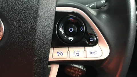 TOYOTA PRIUS 1.8 VVTi Plug-in Excel CVT