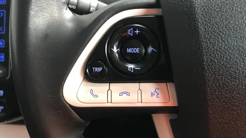 TOYOTA PRIUS 1.8 VVTi Plug-in Excel CVT