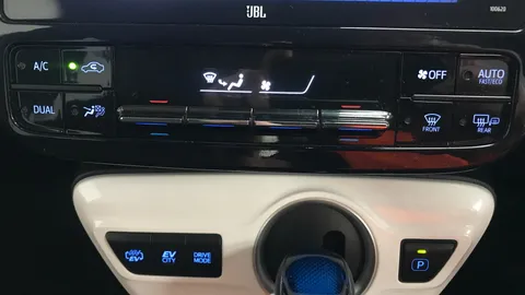 TOYOTA PRIUS 1.8 VVTi Plug-in Excel CVT