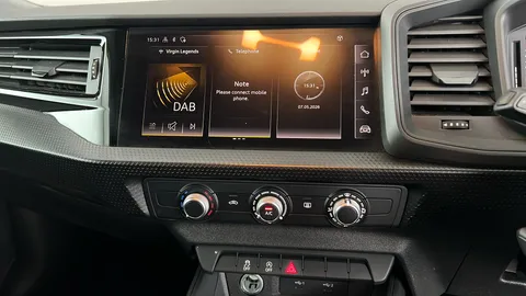 AUDI A1 30 TFSI 110 Technik S Tronic