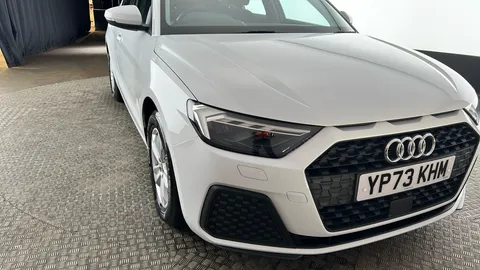 AUDI A1 30 TFSI 110 Technik S Tronic