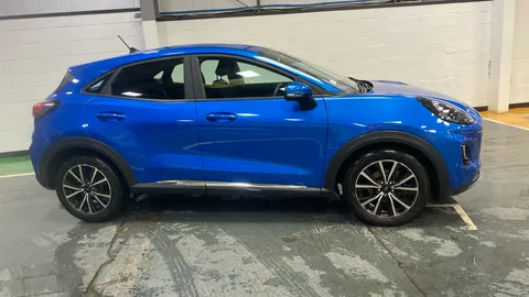 FORD PUMA 1.0 EcoBoost Hybrid mHEV Titanium