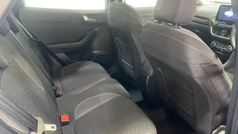 FORD PUMA 1.0 EcoBoost Hybrid mHEV Titanium