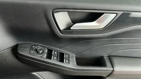 FORD KUGA 2.5 PHEV ST-Line Edition CVT