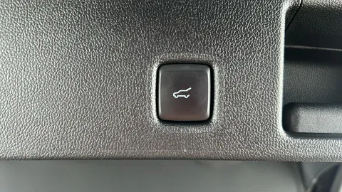 FORD KUGA 2.5 PHEV ST-Line Edition CVT