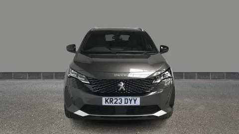 PEUGEOT 3008 1.2 PureTech Allure Premium+ EAT8