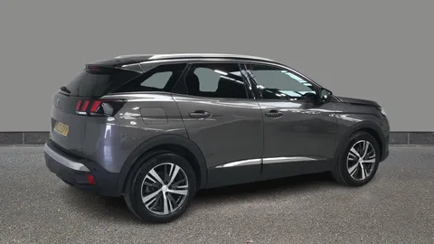 PEUGEOT 3008 1.2 PureTech Allure Premium+ EAT8