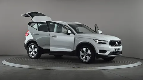 VOLVO XC40 1.5 T3 [163] Momentum Geartronic
