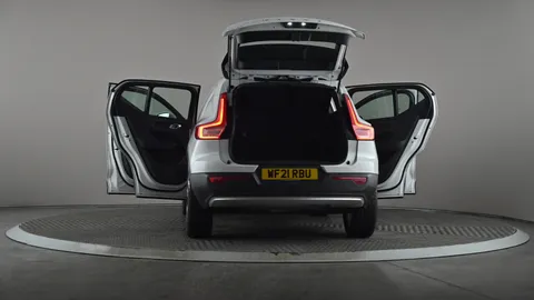 VOLVO XC40 1.5 T3 [163] Momentum Geartronic