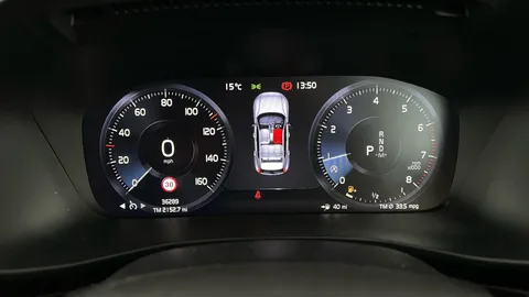 VOLVO XC40 1.5 T3 [163] Momentum Geartronic