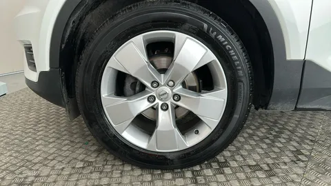 VOLVO XC40 1.5 T3 [163] Momentum Geartronic