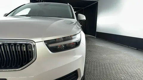VOLVO XC40 1.5 T3 [163] Momentum Geartronic