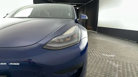 TESLA MODEL 3 RWD Auto