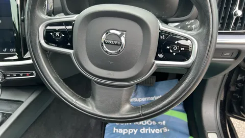 VOLVO V60 2.0 D4 [190] Momentum Pro Auto