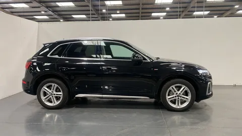 AUDI Q5 45 TFSI Quattro S Line S Tronic