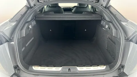 PEUGEOT 408 1.2 Hybrid 136 GT e-DSC6