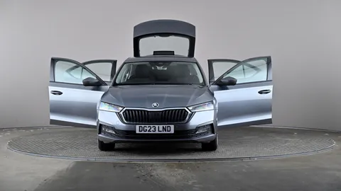 SKODA OCTAVIA 2.0 TDI SE Technology DSG