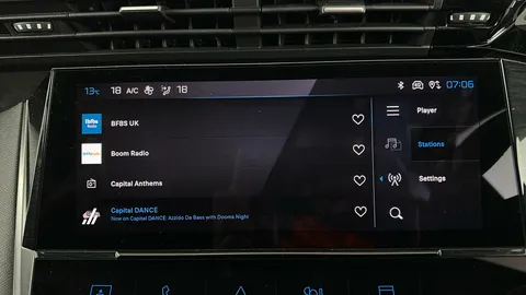 PEUGEOT 408 1.6 Plug-in Hybrid 225 GT e-EAT8