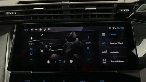 PEUGEOT 408 1.6 Plug-in Hybrid 225 GT e-EAT8