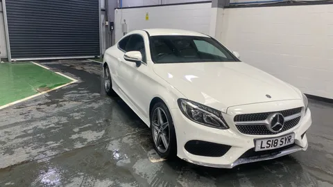 MERCEDES-BENZ C CLASS C200 AMG Line 9G-Tronic