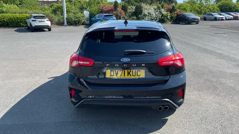 FORD FOCUS 1.5 EcoBlue 120 ST-Line Edition