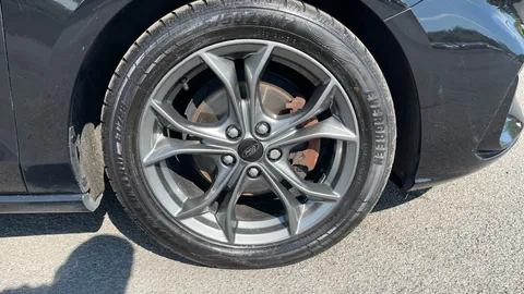 FORD FOCUS 1.5 EcoBlue 120 ST-Line Edition