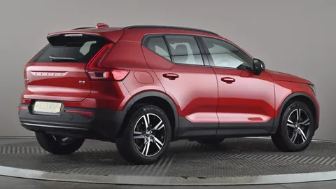 VOLVO XC40 2.0 B3P Plus Dark Auto