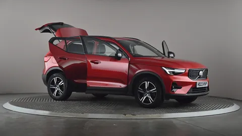 VOLVO XC40 2.0 B3P Plus Dark Auto