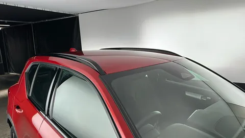VOLVO XC40 2.0 B3P Plus Dark Auto
