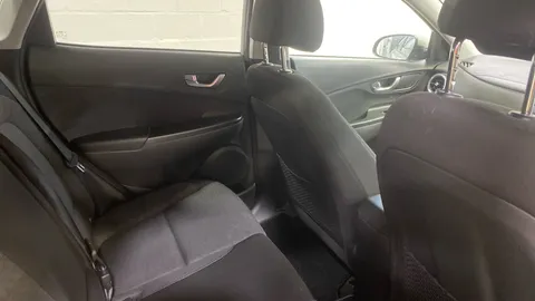 HYUNDAI KONA 100kW Premium 39kWh Auto