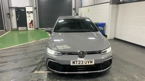VOLKSWAGEN GOLF 1.5 eTSI 150 R-Line DSG