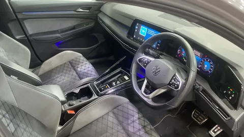 VOLKSWAGEN GOLF 1.5 eTSI 150 R-Line DSG