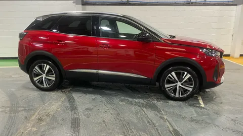 PEUGEOT 3008 1.2 Hybrid 136 Allure Premium+ e-DSC6