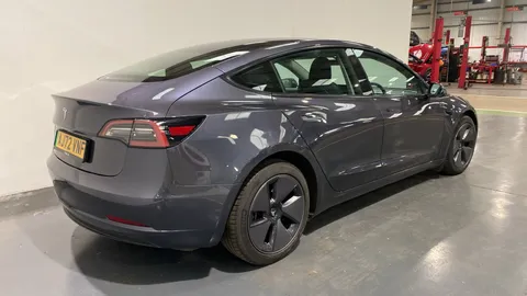 TESLA MODEL 3 RWD Auto